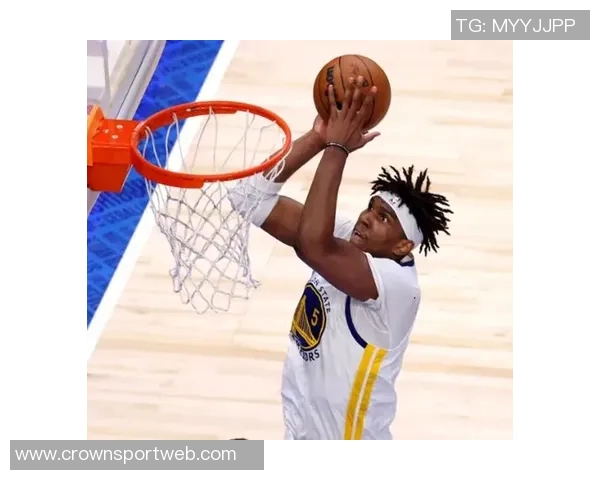 科尔怀念卢尼在大通中心的热烈掌声期待再次相聚的美好时刻