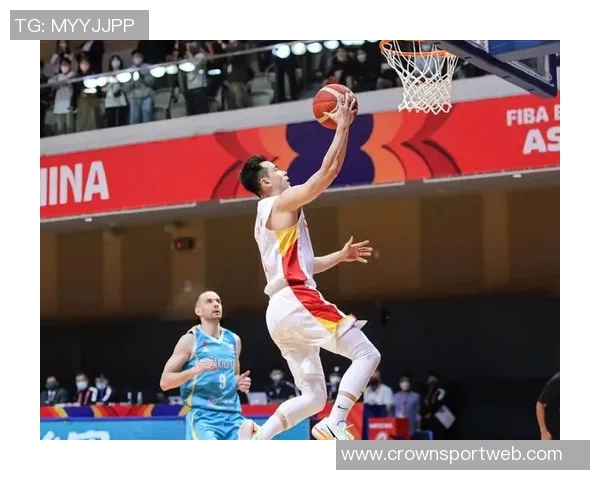 费尔斯半场表现出色8中5三分2中1贡献12分并送出3次助攻