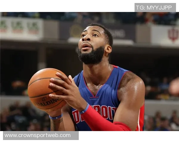 德拉蒙德狂揽24篮板创赛季新高12投6中贡献14分展现统治力